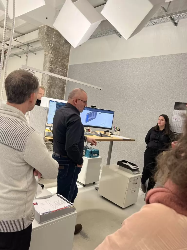 AOK und kplus Besuch - Konstruktion