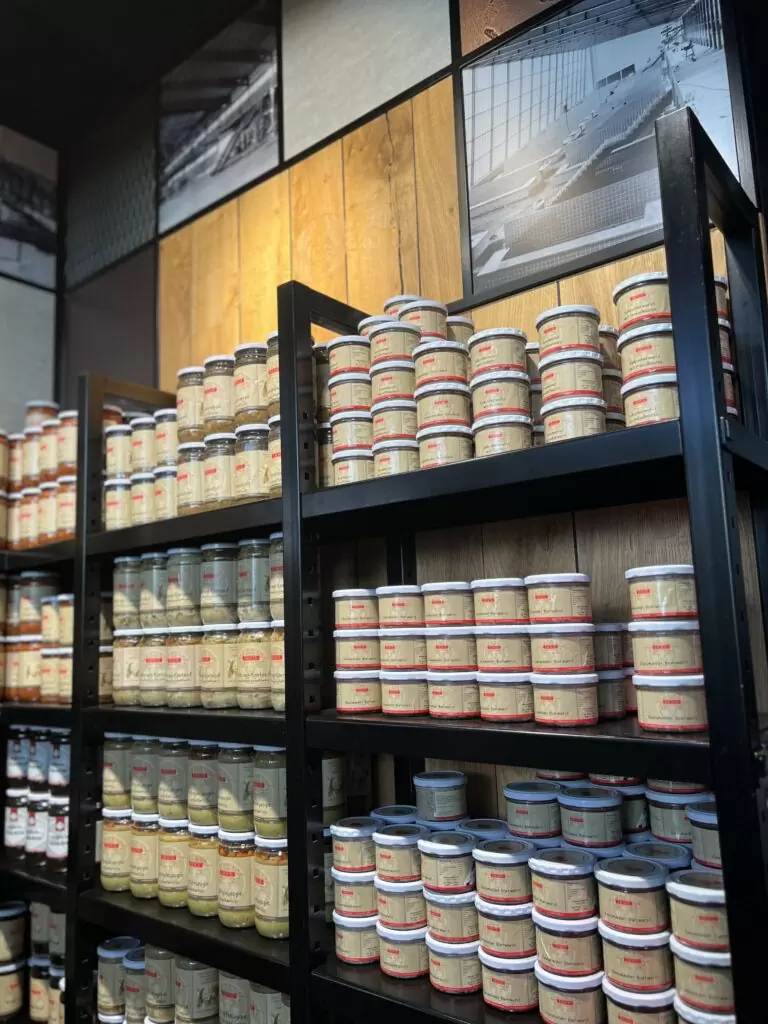 Fleischerei Hoos SB-Regal