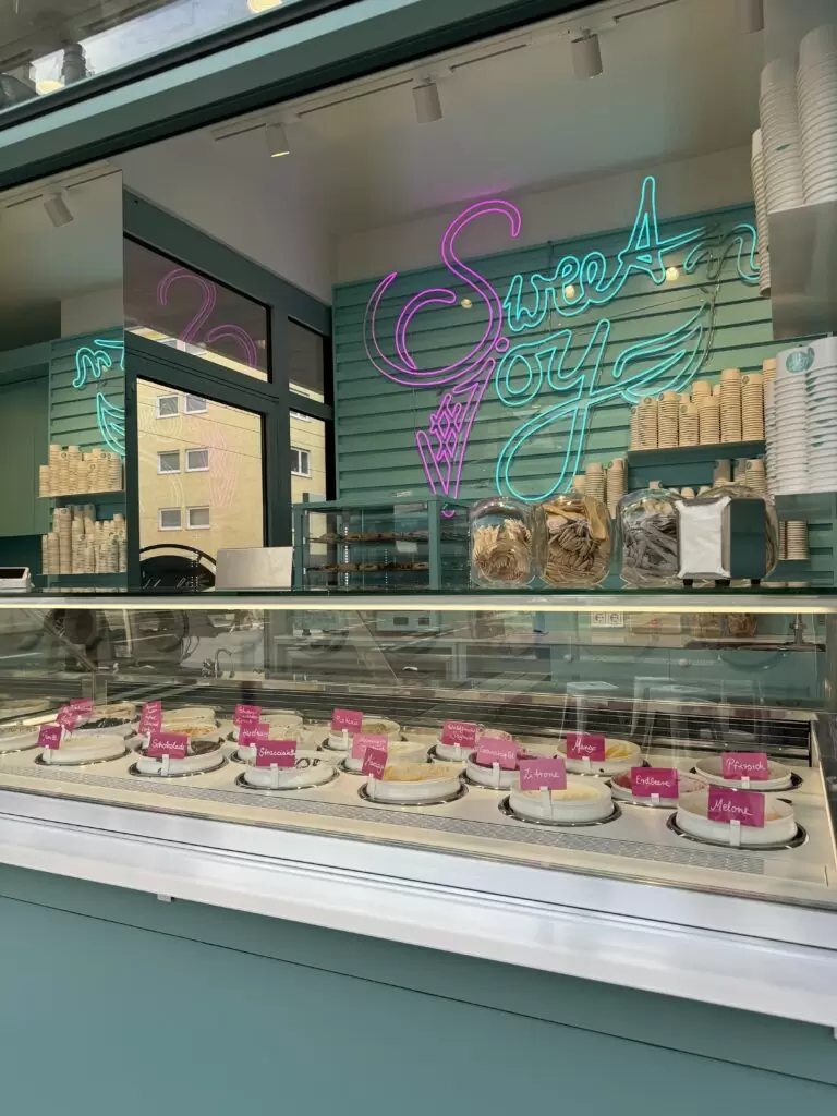 Gastronomieeinrichtung Eistheke